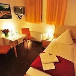 Guest house Marie Prenzlauer Berg 3*