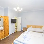 Marie Prenzlauer Berg Guest house 3*