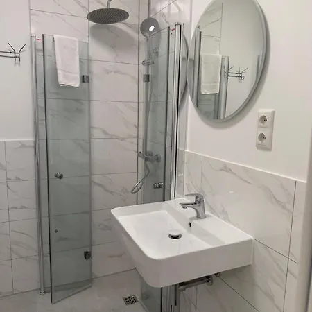 Marie Prenzlauer Berg 3*